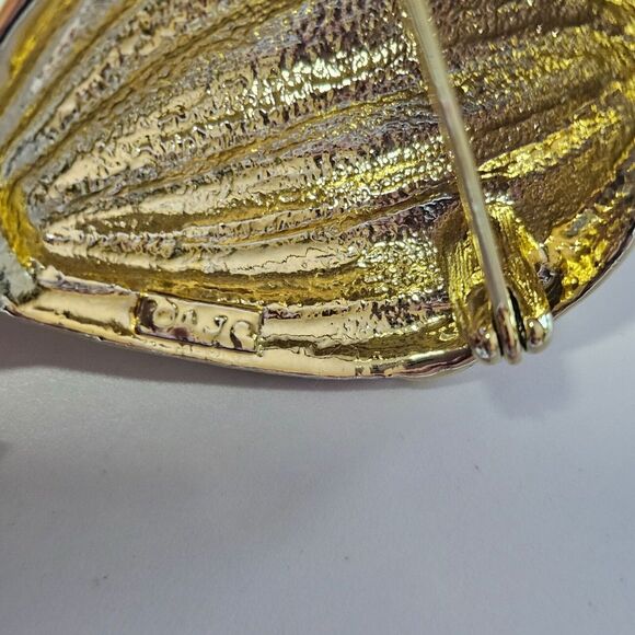 AJC gold tone hot air balloon brooch - Picture 10 of 10